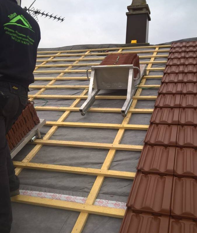 Isolation en rampants de toiture par l’ext&eacute;rieur. H&oelig;nheim 7