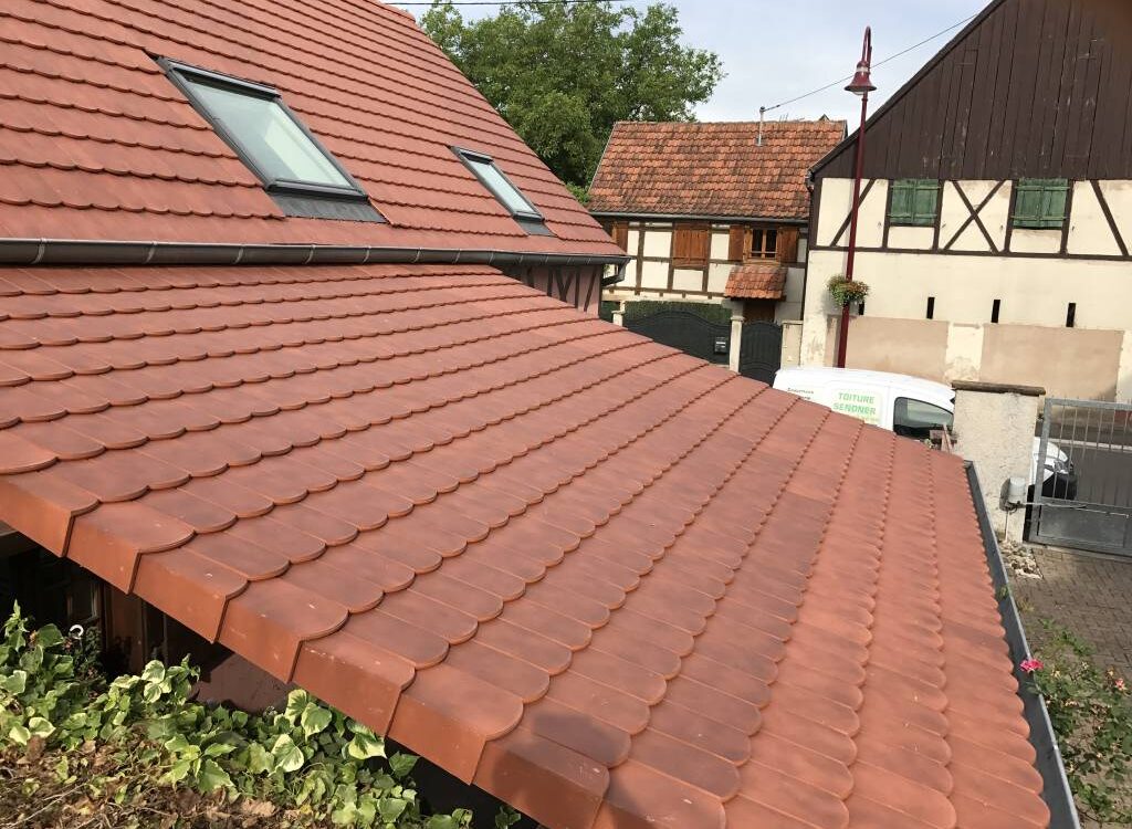 R&eacute;novation d’une toiture &agrave; Huttenheim. Strasbourg