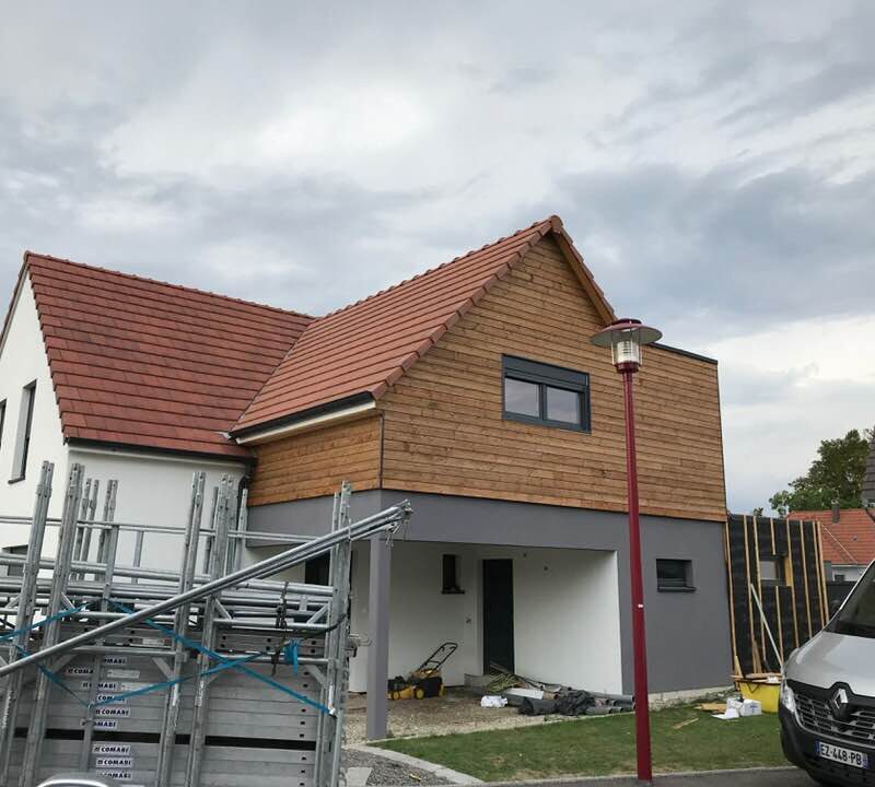 Extension d’une maison individuelle + bardage. Colmar 23